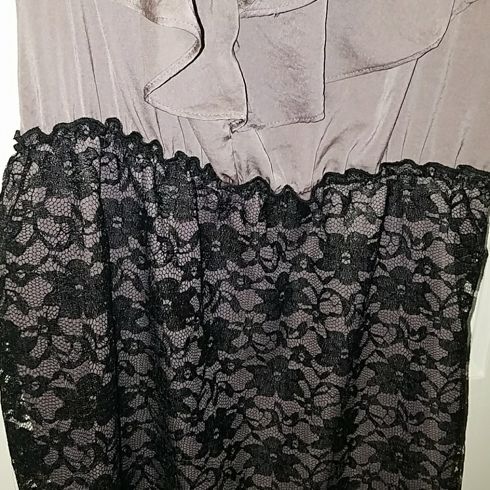 Dress - Picture 2 of 4